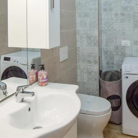 Apartment Lovely In Falerna Marina With Kitchen