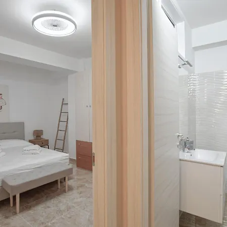 Lovely In Falerna Marina With Kitchen Apartment